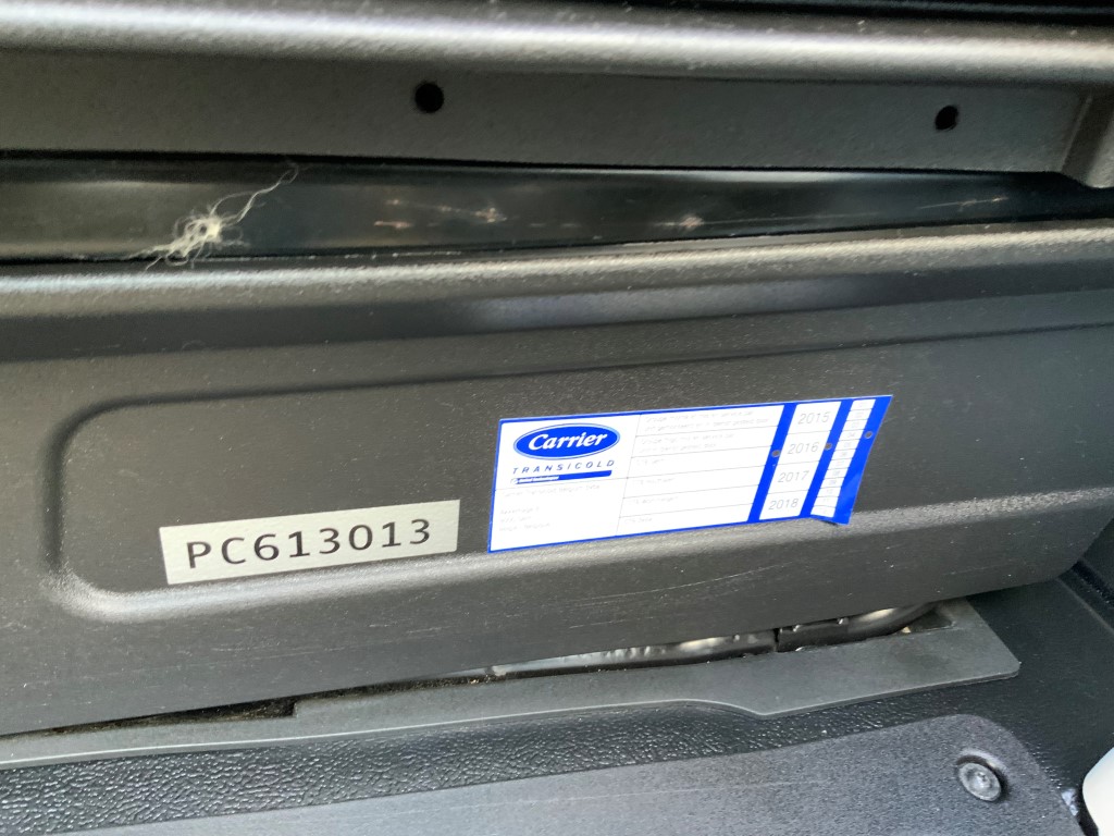 33124532-17.jpg
