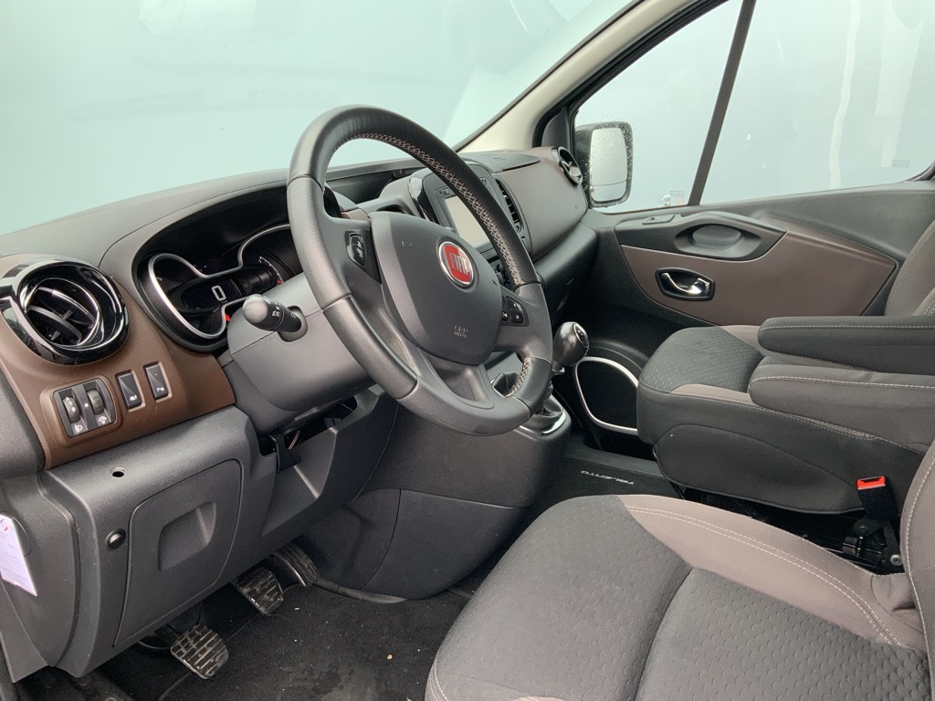 38050804-8.jpg