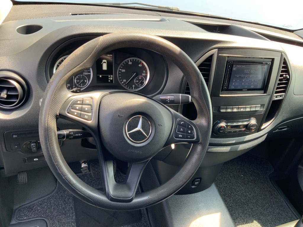 39441141-14.jpg