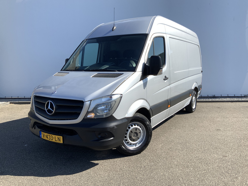 43994278-0.jpg