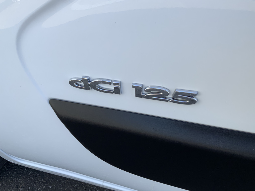 43994302-3.jpg