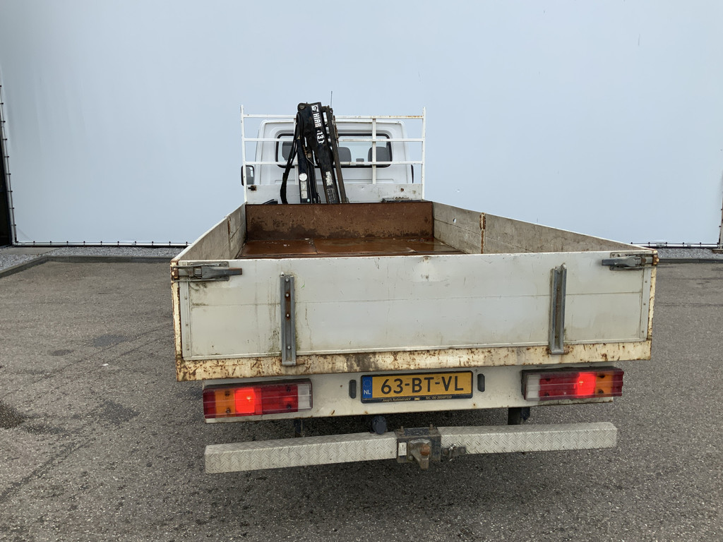 44399081-5.jpg