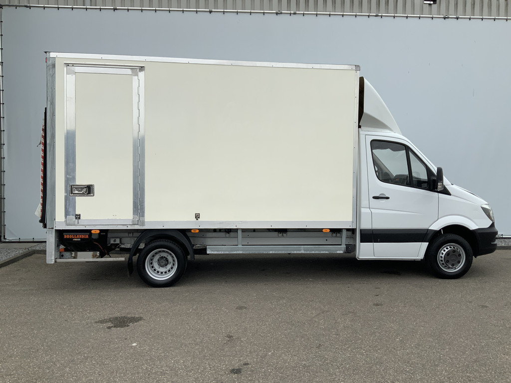 44399115-14.jpg